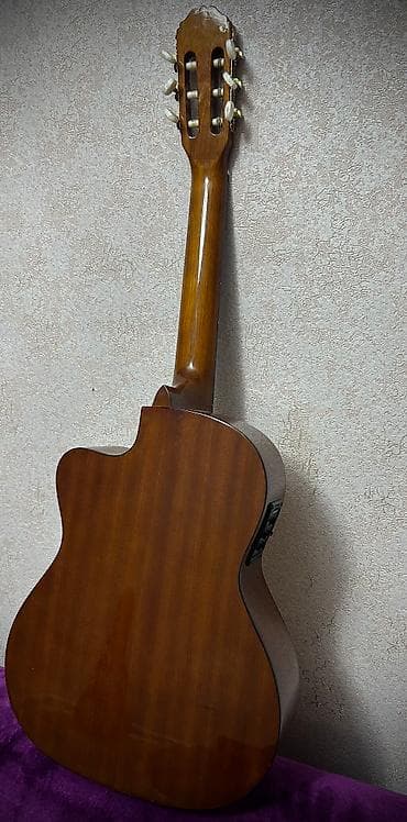 Klassik gitara, İşlənmiş, Ünvandan götürmə lalafo.az -da — 2 Klassik gitara, İşlənmiş, Ünvandan götürmə — 2