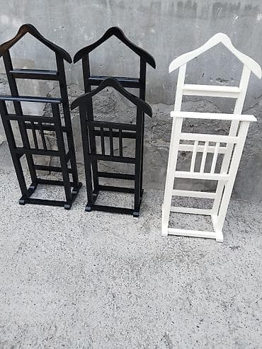 Taxta kişi geyim asılqanı – “butler” tipli stend - Material: tam lalafo.az -da Taxta kişi geyim asılqanı – “butler” tipli stend - Material: tam