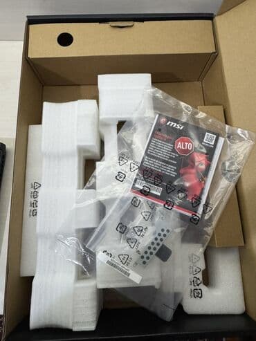 MSI: MSI, 17.3 ", Intel Core i7, 512 ГБ at lalafo.az — 4 MSI: MSI, 17.3 ", Intel Core i7, 512 ГБ — 4