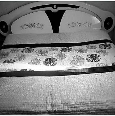 《J3》Taxt satılır. Bazalıdır qiymət 120 manat sökulu vəziyyətdə . Unvan lalafo.az -da 《J3》Taxt satılır. Bazalıdır qiymət 120 manat sökulu vəziyyətdə . Unvan