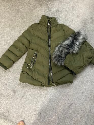 Xaki rəngli uniseks puffer gödəkçə, soyuq havada rahatlıq və istilik lalafo.az -da Xaki rəngli uniseks puffer gödəkçə, soyuq havada rahatlıq və istilik