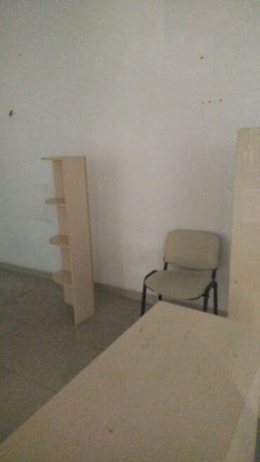 Ticarət mərkəzində şüşə vitrinli mağaza/butik sahəsi - Şəhərdaxili lalafo.az -da Ticarət mərkəzində şüşə vitrinli mağaza/butik sahəsi - Şəhərdaxili