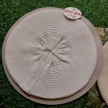 Bretka papag giz uşaglari ucun. Tezedi. etiket üzerinde. ag ve krem lalafo.az -da Bretka papag giz uşaglari ucun. Tezedi. etiket üzerinde. ag ve krem