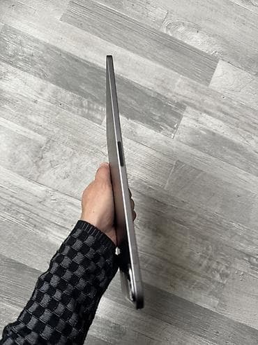 Ipad 11 Pro 128GB. acilmayib ustada olmayib.Islemeyinde hecbir problem lalafo.az -da — 3 Ipad 11 Pro 128GB. acilmayib ustada olmayib.Islemeyinde hecbir problem — 3