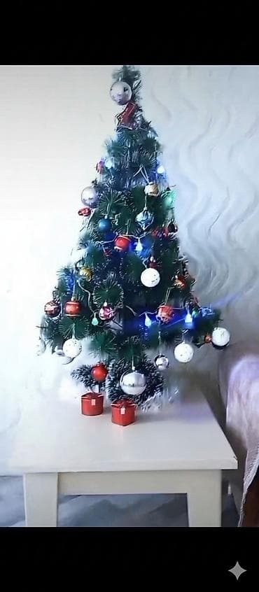 Yeni il şam ağacı – tam bəzədilmiş - Ölçü: 1,10 m orta hündürlük lalafo.az -da — 2 Yeni il şam ağacı – tam bəzədilmiş - Ölçü: 1,10 m orta hündürlük — 2