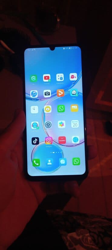 Huawei Nova Y70, 128 GB, rəng - Qara, İki sim kartlı lalafo.az -da Huawei Nova Y70, 128 GB, rəng - Qara, İki sim kartlı