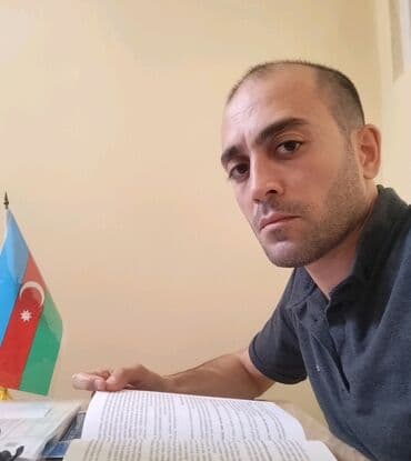 Orta məktəbi və universiteti Rusiya Federasiyası, Moskva şəhərində lalafo.az -da Orta məktəbi və universiteti Rusiya Federasiyası, Moskva şəhərində