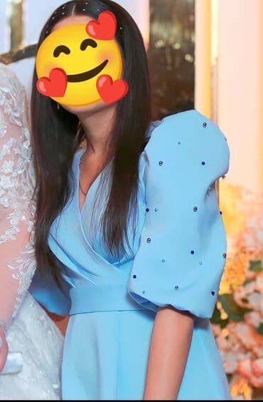 Göy rəngli zərif ziyafət geyimi - Model: midili, A-kəsim ətək - Yaxa lalafo.az -da Göy rəngli zərif ziyafət geyimi - Model: midili, A-kəsim ətək - Yaxa