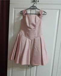 Açıq çəhrayı fiyonk detaylı don (Madonna yaxa) Yenidir 1 dəfə lalafo.az -da Açıq çəhrayı fiyonk detaylı don (Madonna yaxa) Yenidir 1 dəfə