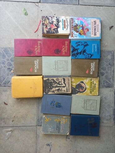 Rus dilində kitablar və jurnallar.hər birinə pul verib almışam.1 ədədi lalafo.az -da Rus dilində kitablar və jurnallar.hər birinə pul verib almışam.1 ədədi