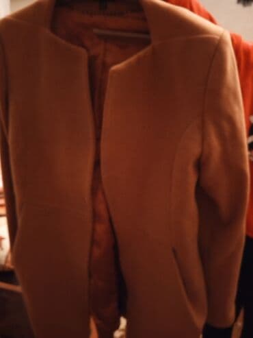 Qadın palto – bej rəngdə, minimalistik dizayn - Klassik düz kəsim lalafo.az -da Qadın palto – bej rəngdə, minimalistik dizayn - Klassik düz kəsim