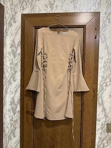 Bej rəngli qadın donu - Model: düz kəsim, mini/orta uzunluq - Rəng lalafo.az -da Bej rəngli qadın donu - Model: düz kəsim, mini/orta uzunluq - Rəng