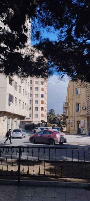 Bakı, Bakıxanov qəs., 2 otaqlı, Köhnə tikili, m. Neftçilər, 42 kv. m lalafo.az -da Bakı, Bakıxanov qəs., 2 otaqlı, Köhnə tikili, m. Neftçilər, 42 kv. m