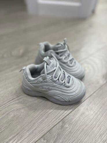 Uşaq idman ayaqqabısı – Fila - Rəng: açıq boz/boz Qiymət 8 m ölçü lalafo.az -da Uşaq idman ayaqqabısı – Fila - Rəng: açıq boz/boz Qiymət 8 m ölçü