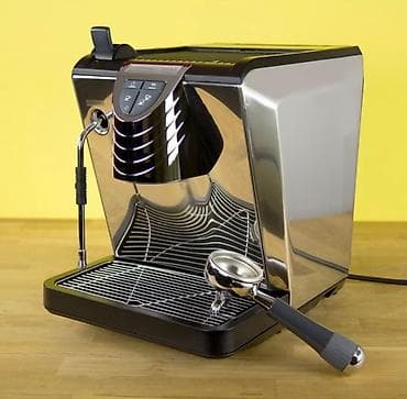 Peşəkar espresso/kofe maşını - Avtomatik idarəetmə paneli: bir düymə at lalafo.az Peşəkar espresso/kofe maşını - Avtomatik idarəetmə paneli: bir düymə