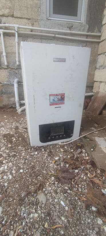 Arxasında olan balona görə sökülüb istəyən olsa ustalara falan işə lalafo.az -da Arxasında olan balona görə sökülüb istəyən olsa ustalara falan işə