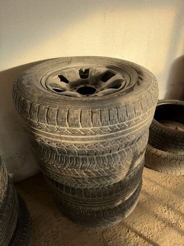 Avtomobil təkərləri və dəmir disk dəsti - Sayı: 4 ədəd təkər lalafo.az -da Avtomobil təkərləri və dəmir disk dəsti - Sayı: 4 ədəd təkər