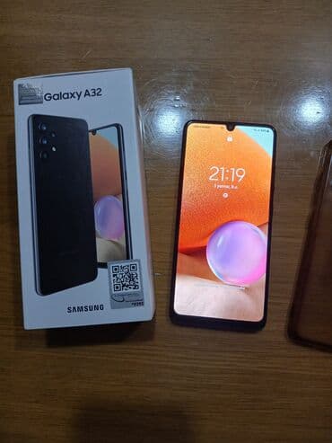 Samsung Galaxy A32, rəng - Qara, İki sim kartlı lalafo.az -da Samsung Galaxy A32, rəng - Qara, İki sim kartlı