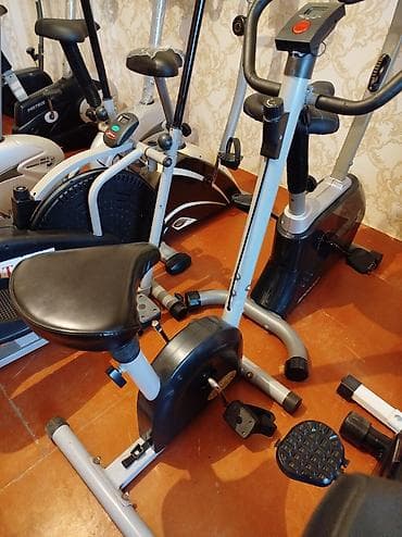 İdman velosipedinin sadə dizaynı evdə məşq etmək üçün əlverişlidir. Bu at lalafo.az İdman velosipedinin sadə dizaynı evdə məşq etmək üçün əlverişlidir. Bu