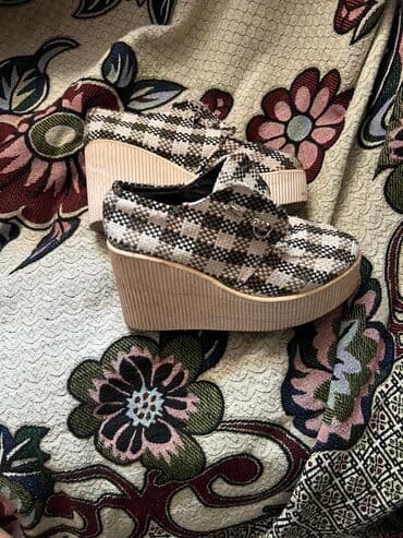 Sabo, Ölçü: 38, rəng - Ağ, İşlənmiş lalafo.az -da Sabo, Ölçü: 38, rəng - Ağ, İşlənmiş