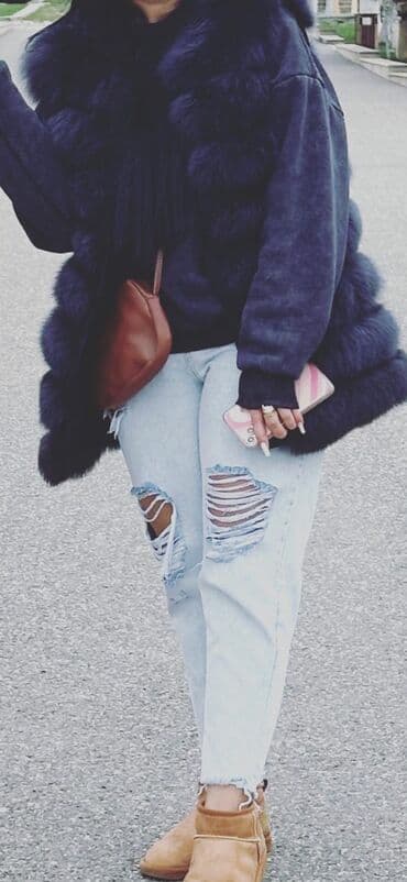 Xez suba 4 cur geyinmek olur. qollari ve uzun eteyi de var. s m lalafo.az -da Xez suba 4 cur geyinmek olur. qollari ve uzun eteyi de var. s m