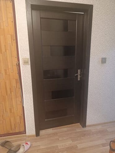 İşlənmiş Otaq qapısı Naliçnik ilə, Zəmanətsiz, Ünvandan götürmə lalafo.az -da İşlənmiş Otaq qapısı Naliçnik ilə, Zəmanətsiz, Ünvandan götürmə