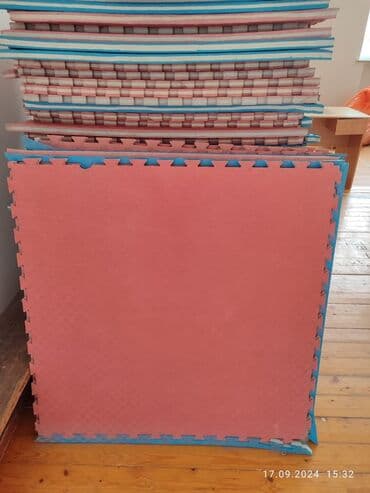 İdman döşəkləri və xalçaları: Sarı qara tatami 16 azn göy qırmızı 17azn lalafo.az -da — 4 İdman döşəkləri və xalçaları: Sarı qara tatami 16 azn göy qırmızı 17azn — 4