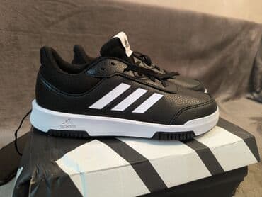Məhsul: adidas Tensaur Sport 2.0 K uniseks idman ayaqqabısı Model lalafo.az -da Məhsul: adidas Tensaur Sport 2.0 K uniseks idman ayaqqabısı Model