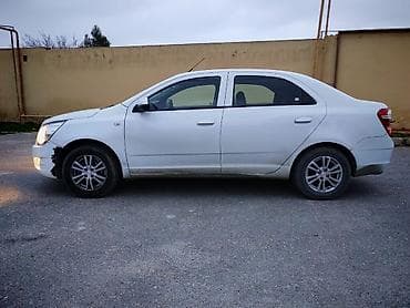 Chevrolet Cobalt sedan. 5 illik kredit 14 ayi verilib. taksi lalafo.az -da Chevrolet Cobalt sedan. 5 illik kredit 14 ayi verilib. taksi