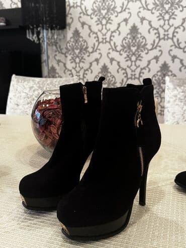 Qadın platformalı topuqlu botlar - Rəng: qara - Model: ankle boot lalafo.az -da Qadın platformalı topuqlu botlar - Rəng: qara - Model: ankle boot