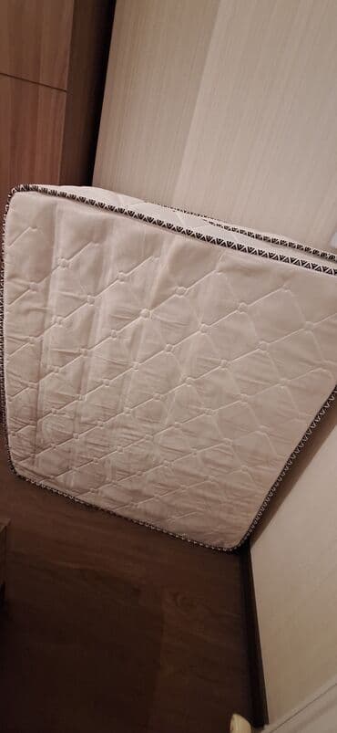 Təknəfərlik çarpayı, Bazasız, Matras ilə, Siyirməsiz lalafo.az -da Təknəfərlik çarpayı, Bazasız, Matras ilə, Siyirməsiz