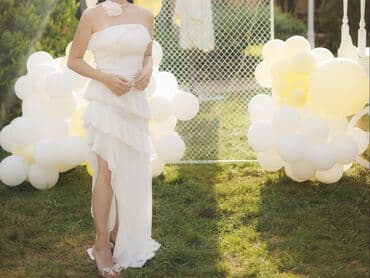 Gunay mirzeyevanin atelyesinde tikilib birdefe geyinilib lalafo.az -da Gunay mirzeyevanin atelyesinde tikilib birdefe geyinilib