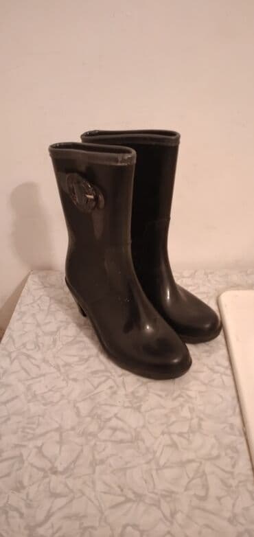 Qısaboğaz, Ölçü: 36, rəng - Qara, İşlənmiş lalafo.az -da Qısaboğaz, Ölçü: 36, rəng - Qara, İşlənmiş