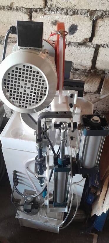 Demir kesen aparat pedalli istifade olunmayib tezedi .qiymetde lalafo.az -da Demir kesen aparat pedalli istifade olunmayib tezedi .qiymetde