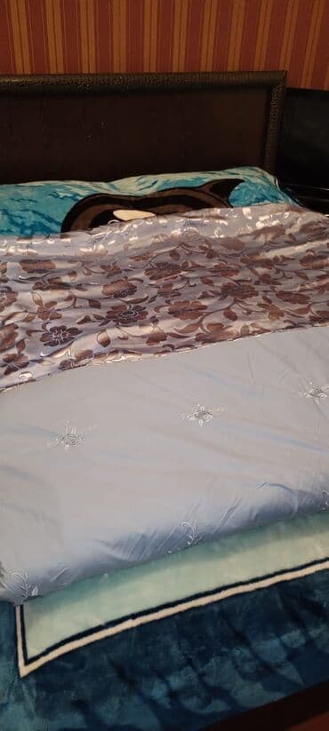 Böyüklər üçün Yorğan, Ünvandan götürmə lalafo.az -da Böyüklər üçün Yorğan, Ünvandan götürmə