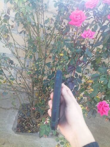 Salam telefon Land Rover Aftomobil zavoduna aid telefondur Rang Rover lalafo.az -da — 17 Salam telefon Land Rover Aftomobil zavoduna aid telefondur Rang Rover — 17