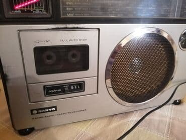 Retro maqnitafon Sanio 80ci illərə aid. Super isleyir. vid fason lalafo.az -da Retro maqnitafon Sanio 80ci illərə aid. Super isleyir. vid fason