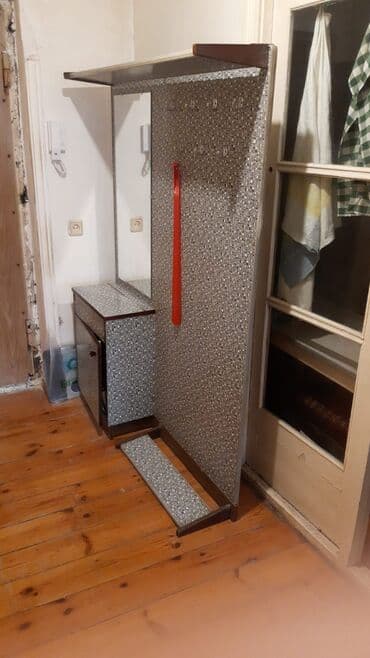 İşlənmiş, Açılan, Düz dolab, Dəhliz dolabı, Almaniya lalafo.az -da İşlənmiş, Açılan, Düz dolab, Dəhliz dolabı, Almaniya