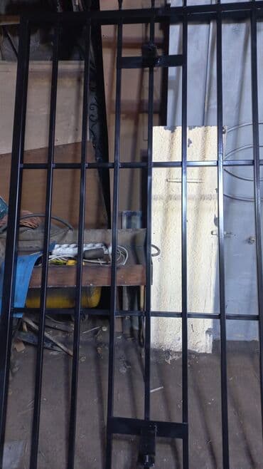 Pilləkən məhəccərləri: Dəmir barmaqlıq (reşotka)
məhəccər.40 azn lalafo.az -da — 5 Pilləkən məhəccərləri: Dəmir barmaqlıq (reşotka)
məhəccər.40 azn — 5