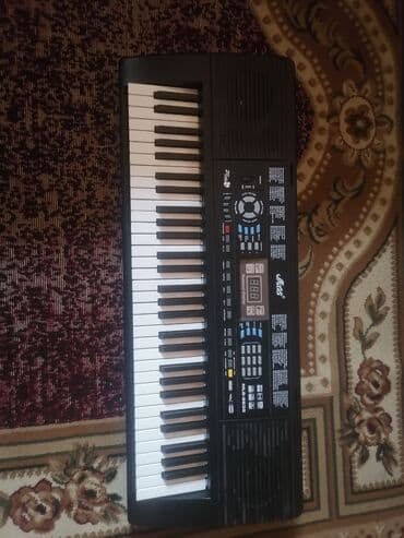 Salam necəsiniz sinzator işləyir fkəşkartın içində ritmlər də var lalafo.az -da Salam necəsiniz sinzator işləyir fkəşkartın içində ritmlər də var