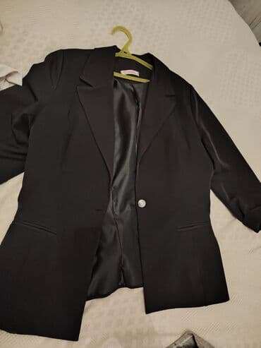 Qadınlar üçün qara klassik bleiser - Rəng: qara - Model: tək düyməli lalafo.az -da Qadınlar üçün qara klassik bleiser - Rəng: qara - Model: tək düyməli