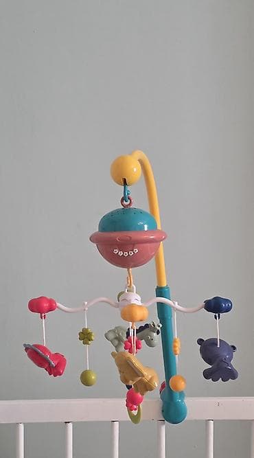 Beşik üçün musiqili fırlanan mobil oyuncağı - Rəngarəng plastik lalafo.az -da Beşik üçün musiqili fırlanan mobil oyuncağı - Rəngarəng plastik