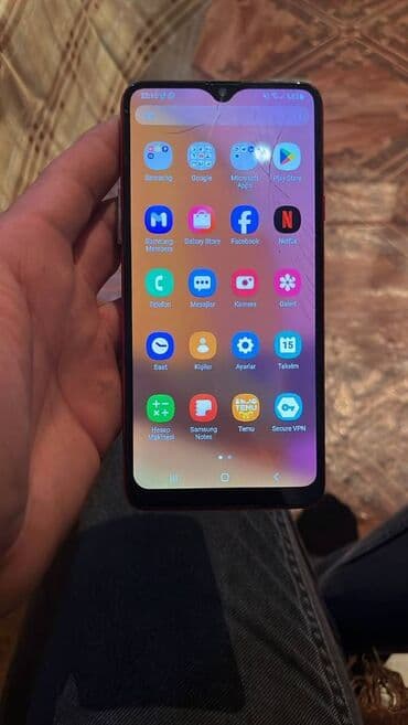 Samsung Galaxy A20s, 32 GB, rəng - Qırmızı lalafo.az -da Samsung Galaxy A20s, 32 GB, rəng - Qırmızı