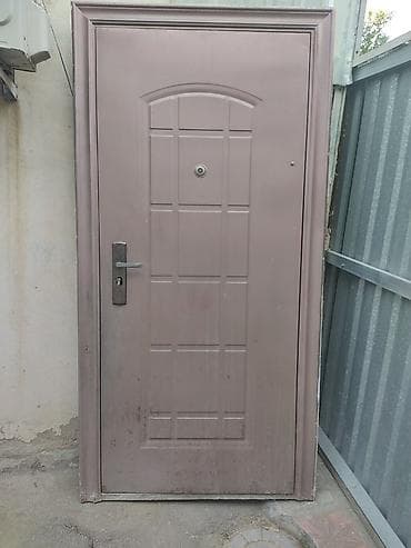 Dəmir giriş qapısı – komplekt - Material: polad/dəmir konstruksiya lalafo.az -da Dəmir giriş qapısı – komplekt - Material: polad/dəmir konstruksiya