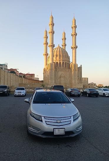 Chevrolet Volt: 1.4 л | 2015 г. 193830 км Хэтчбэк at lalafo.az Chevrolet Volt: 1.4 л | 2015 г. 193830 км Хэтчбэк
