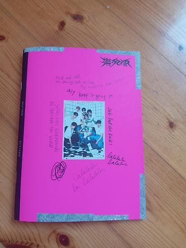Məhsul: Stray Kids – “ROCK-STAR” (2023) albomu, rəsmi JYP lalafo.az -da Məhsul: Stray Kids – “ROCK-STAR” (2023) albomu, rəsmi JYP