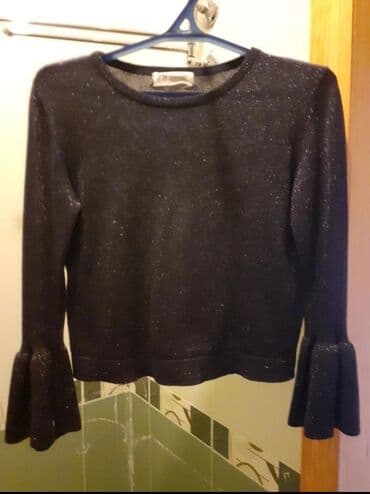 Кофта НОвая. фирма Н&М.Новая.Красивая очень тёмно темно синего lalafo.az -da Кофта НОвая. фирма Н&М.Новая.Красивая очень тёмно темно синего
