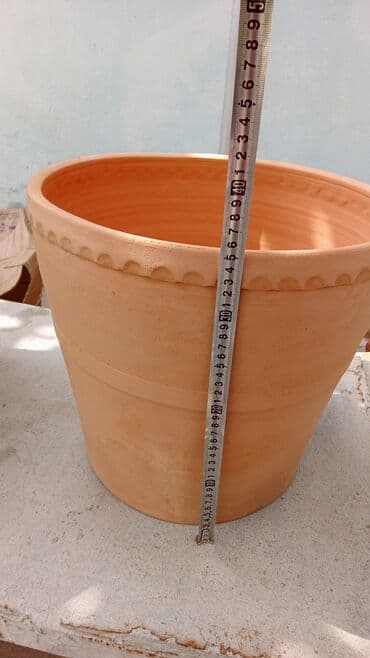 Böyük yasti dibçəklər (gül qablar) diametri 40 sm, hündürlüyü 36 lalafo.az -da Böyük yasti dibçəklər (gül qablar) diametri 40 sm, hündürlüyü 36