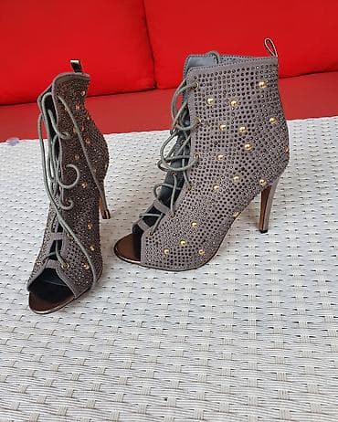 Ölçü: 39, Yeni lalafo.az -da Ölçü: 39, Yeni