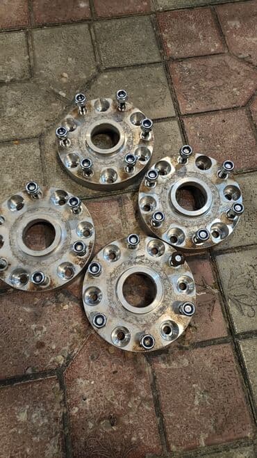 Pajero spacer 3-sm-lik Təkər ara spacerləri (disk arası araqlayıcılar) lalafo.az -da Pajero spacer 3-sm-lik Təkər ara spacerləri (disk arası araqlayıcılar)